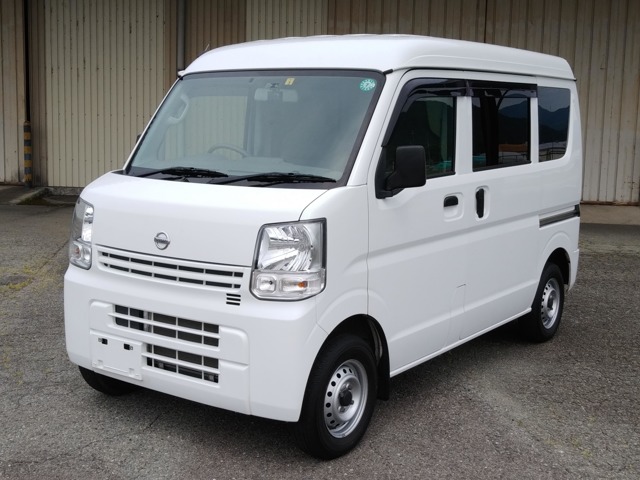 H31年　ニッサン　NV100　クリッパーバン　ハイルーフ　４ＷＤ